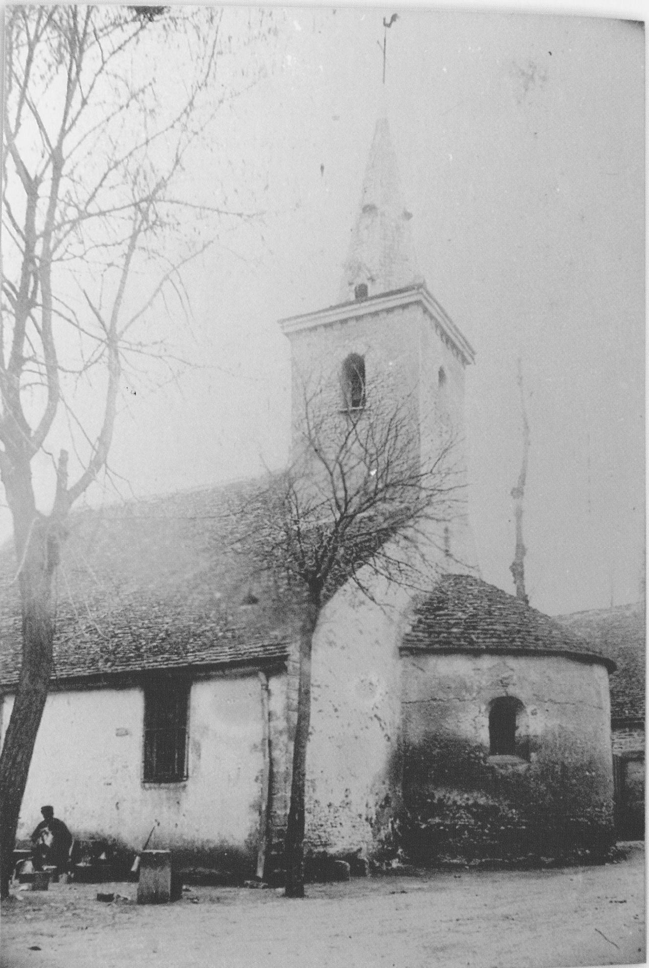L'ancienne Eglise située sur la Place. Elle fut démolie à la fin du XIXème siécle).